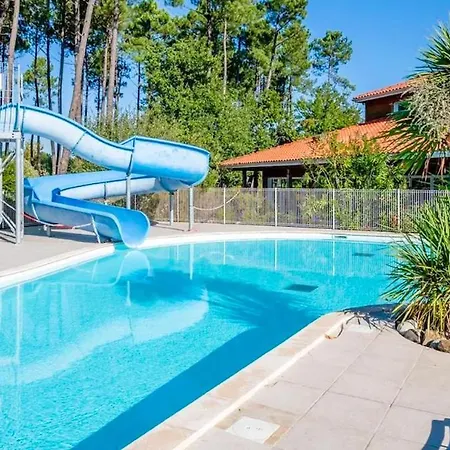 Domaine Des Grands Lacs One Bedroom With Pool And