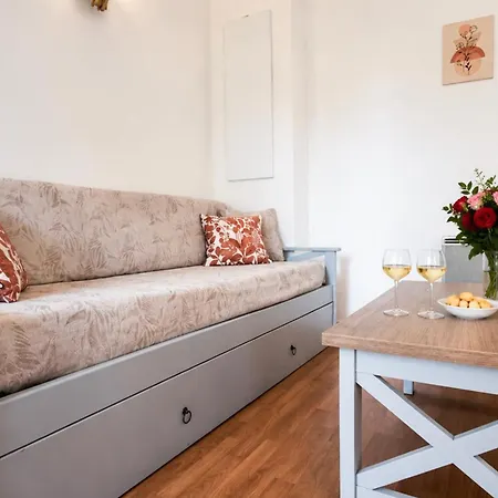Domaine Des Grands Lacs One Bedroom With Pool And Appartamento