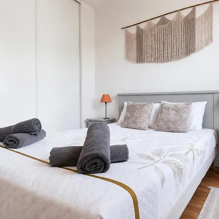 Apartman Domaine Des Grands Lacs One Bedroom With Pool And Parentis-en-Born